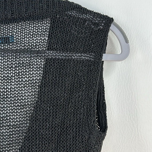 Alice + Olivia Fishnet Loose Knit Linen Top - Picture 7 of 9